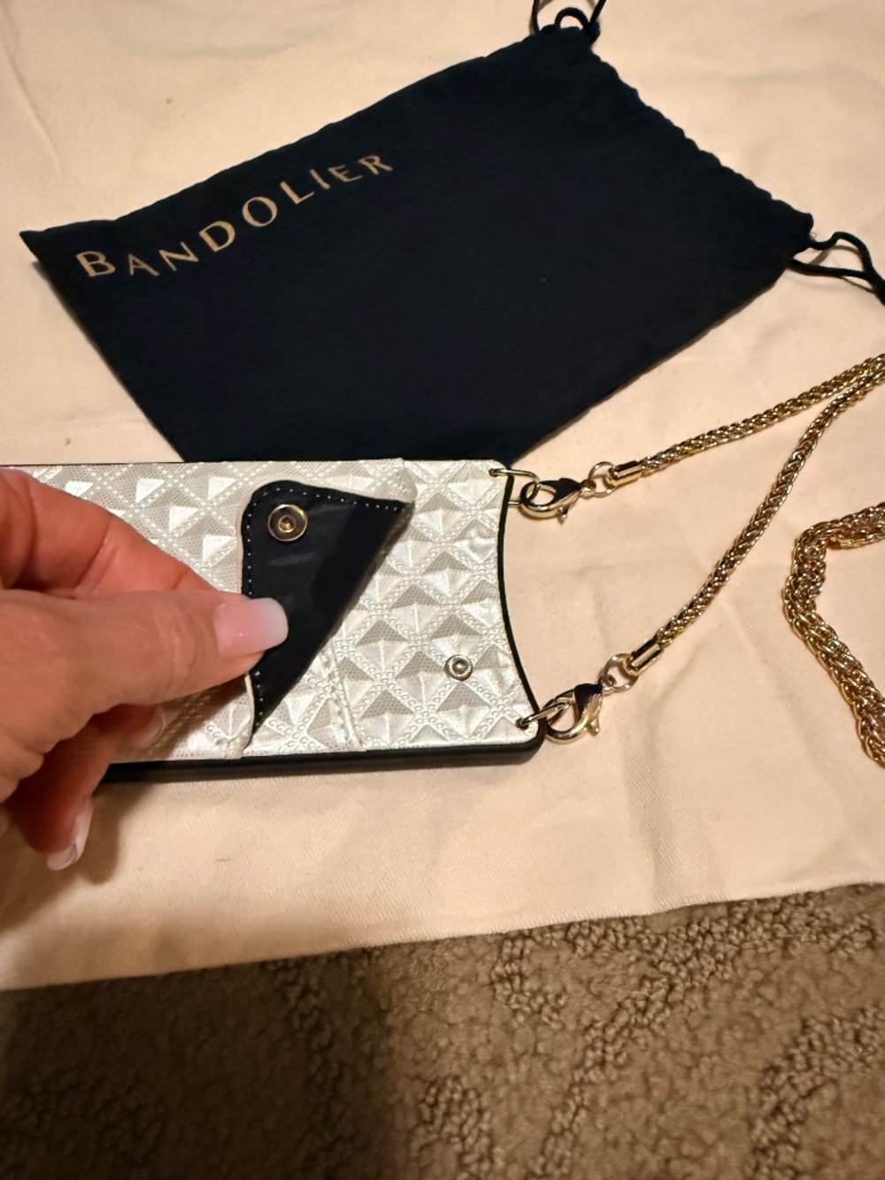 Bandolier crossbody case - Picture 3 of 5